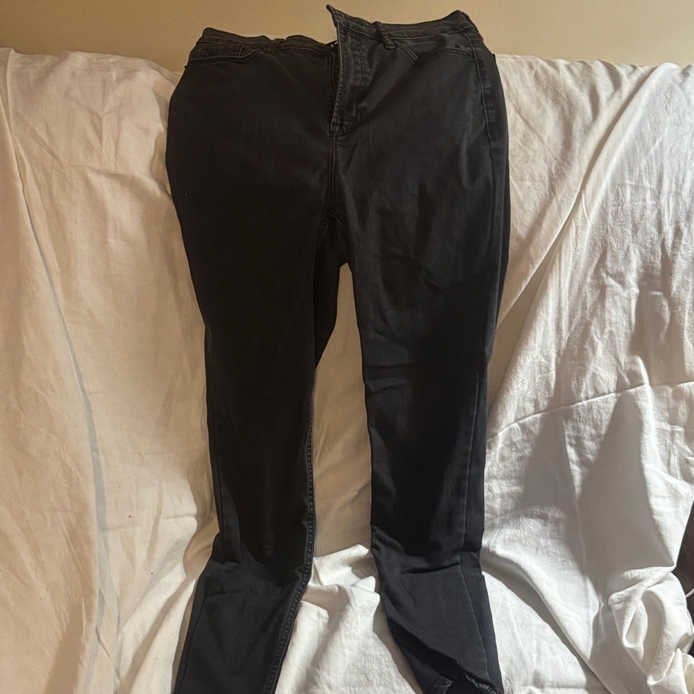 Old Navy Women's Skinny Jeans - Black